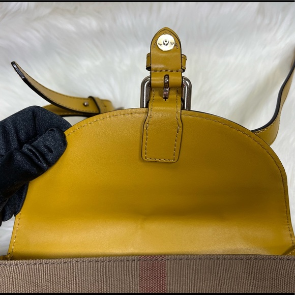 SOLD!!! Authentic Burberry Crossbody Bag - Picture 9 of 15